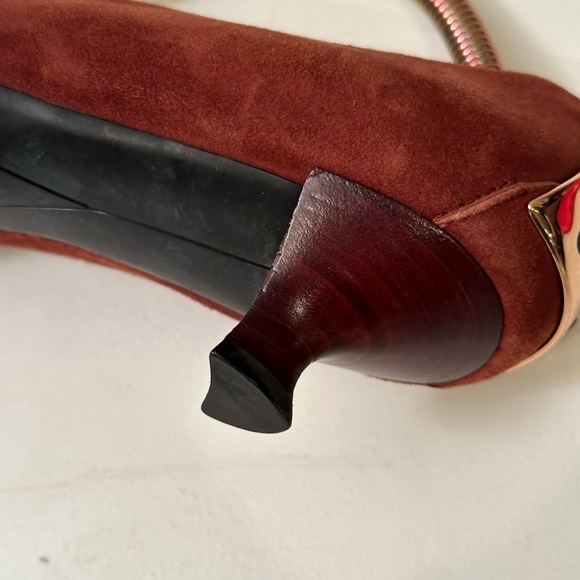 TODS light brown suede NWOT and gold metal in front and back as per pictures. - Picture 3 of 4